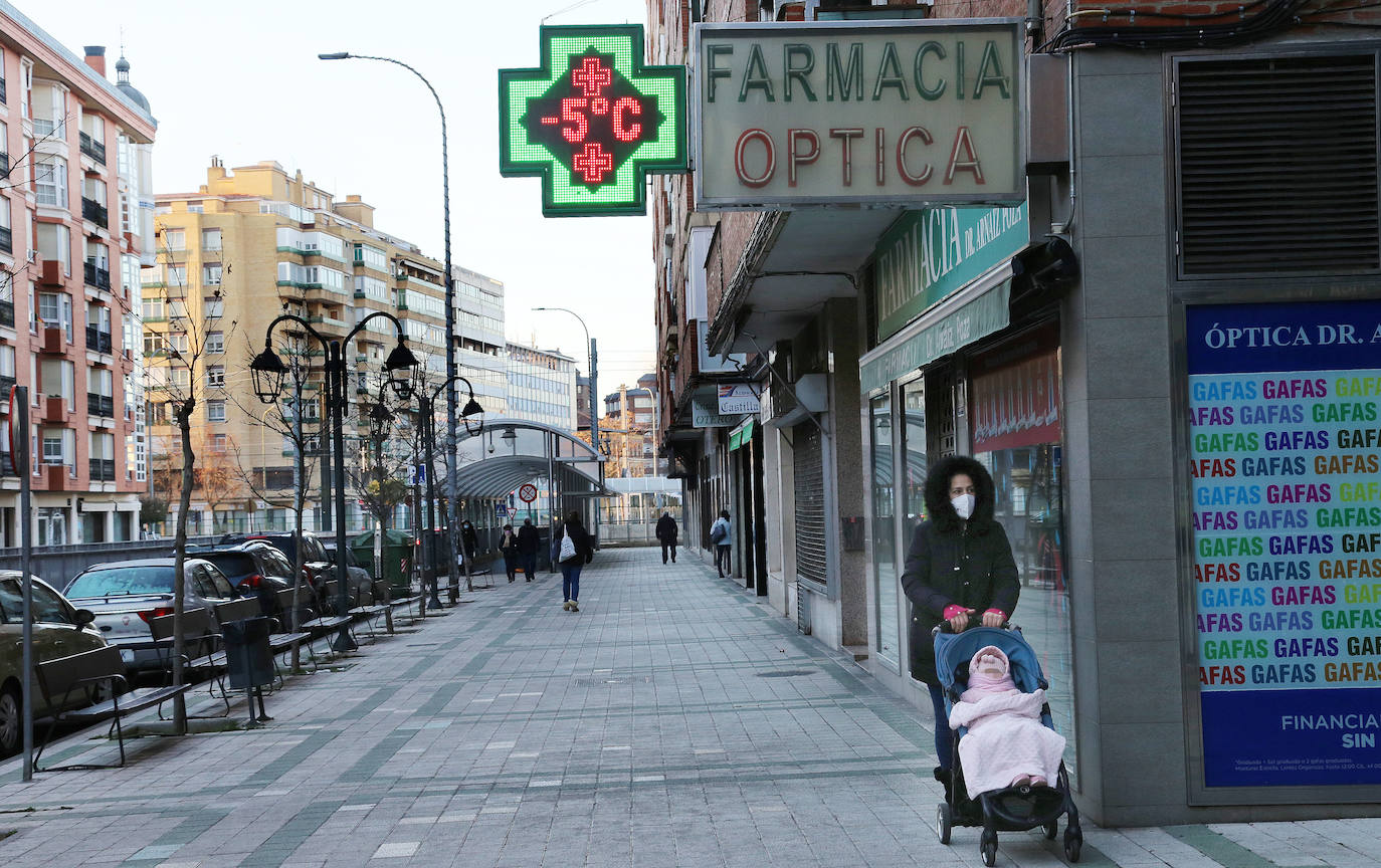 El gélido frío sigue acompañando a los palentinos. 