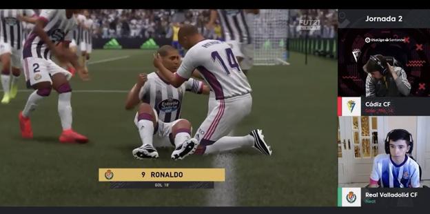 Neat marca con Ronaldo Nazário ante el Cádiz en la segunda jornada