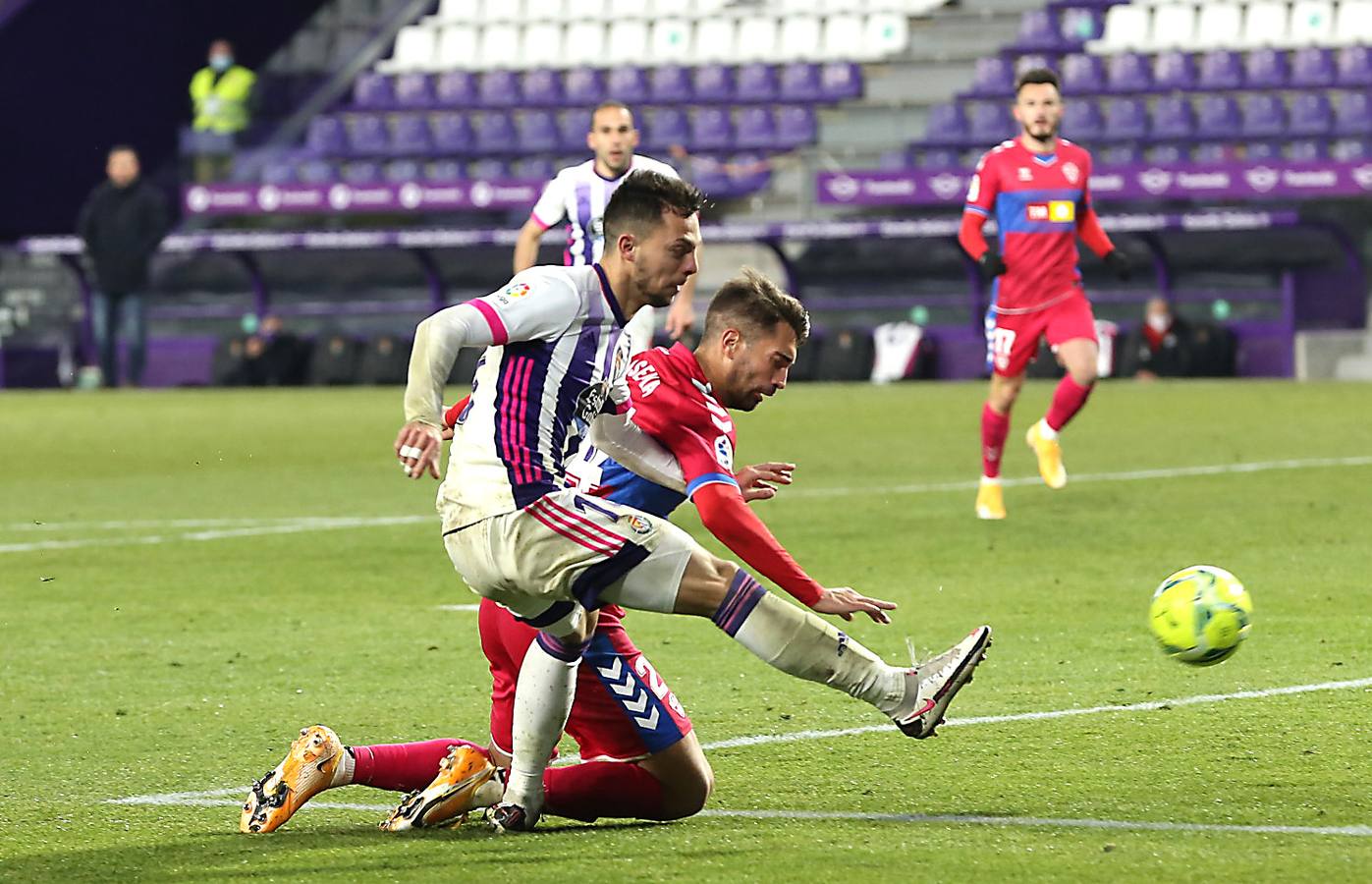 Fotos: Empate del Real Valladolid ante el Elche (2-2 )