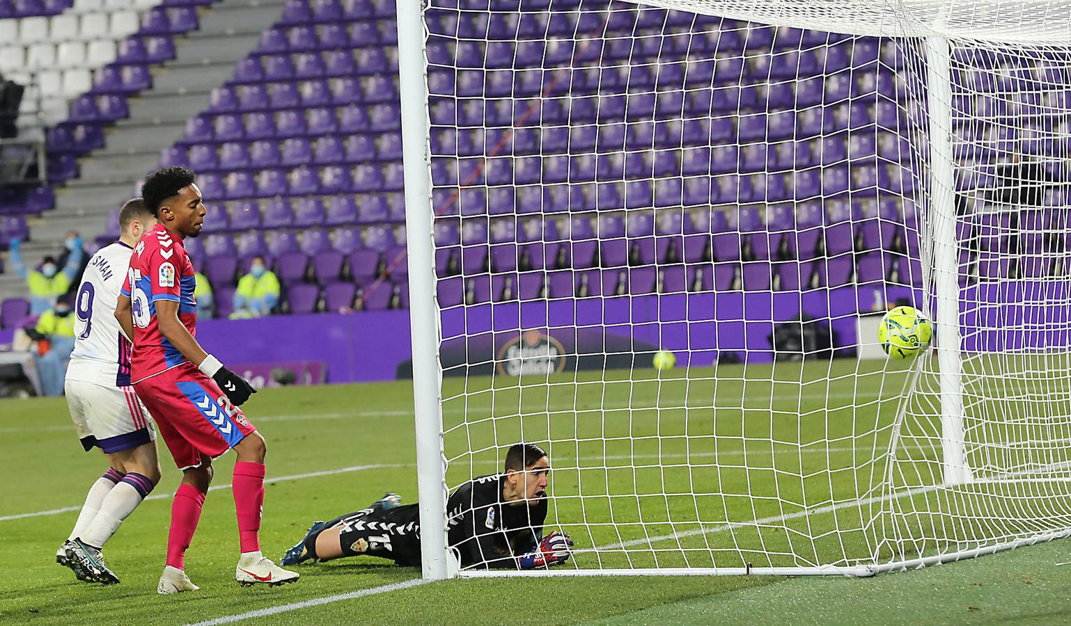 Fotos: Empate del Real Valladolid ante el Elche (2-2 )