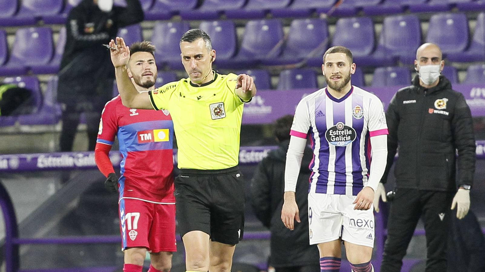 Fotos: Empate del Real Valladolid ante el Elche (2-2 )