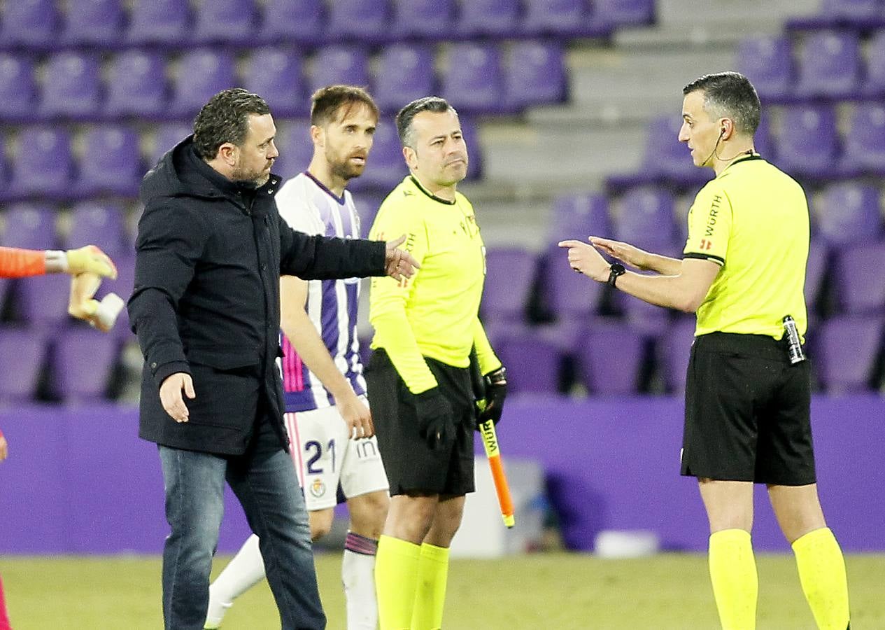 Fotos: Empate del Real Valladolid ante el Elche (2-2 )