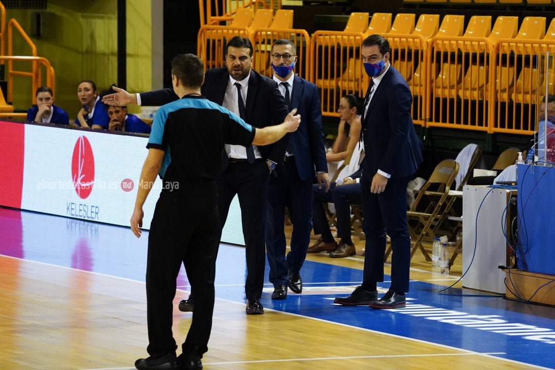 Perfumerías Avenida - Izmit Belediyespor 