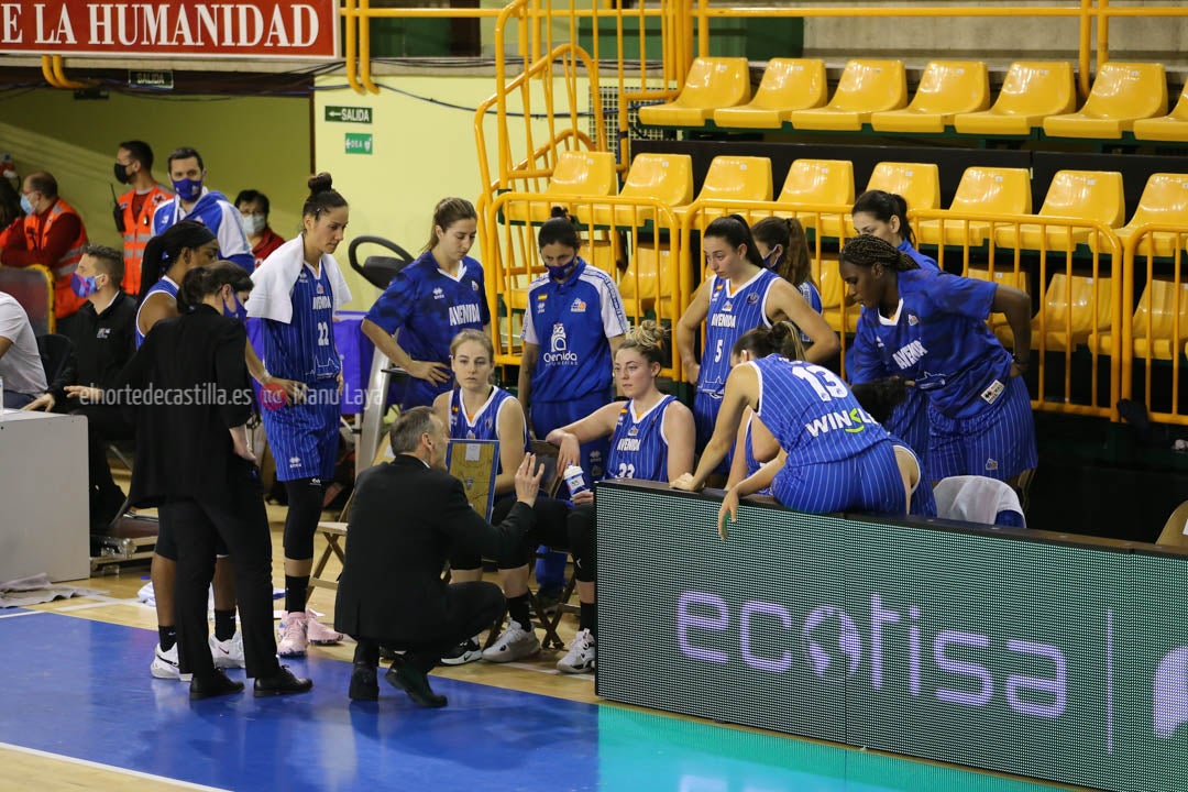 Perfumerías Avenida - Izmit Belediyespor 