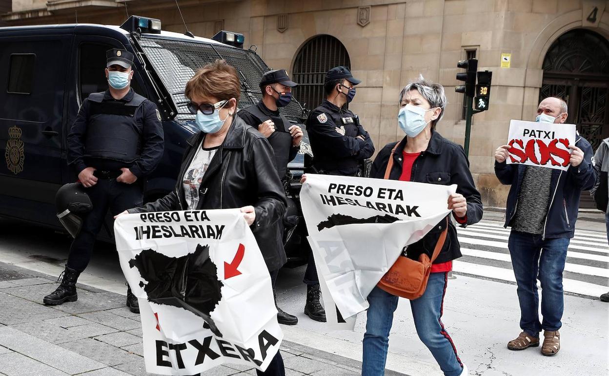 Una protesta para pedir el acercamiento de los presos de ETA. 