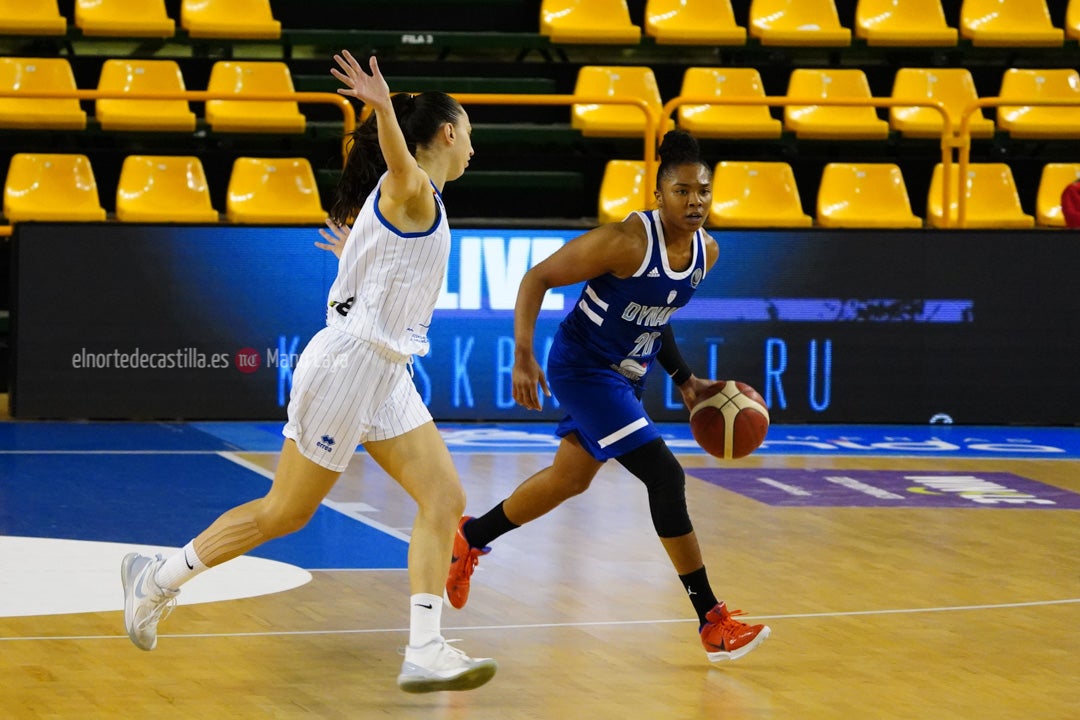 Perfumerías Avenida - Dynamo de Kursk