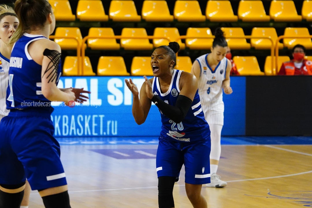 Perfumerías Avenida - Dynamo de Kursk