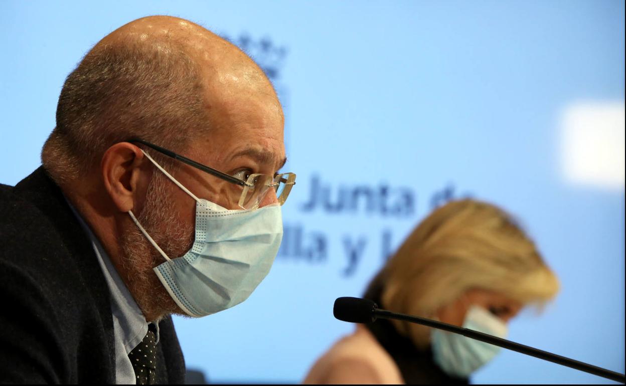 Francisco Igea y Verónica Casado, durante la rueda de prensa