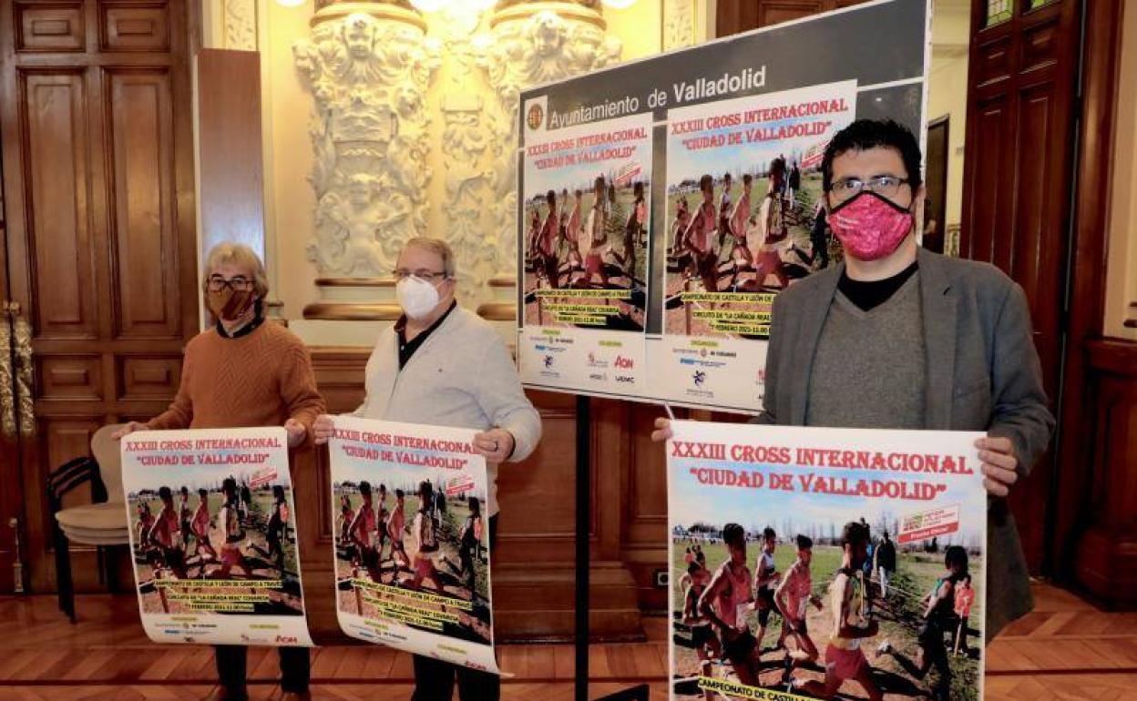 Presentación del cross en el Ayuntamiento. 
