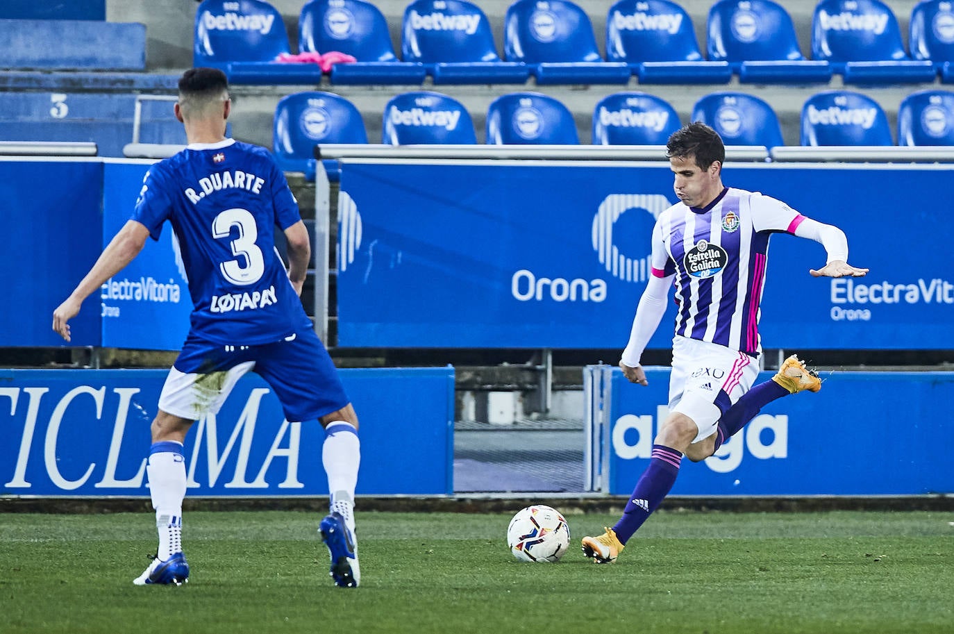 Fotos: Alavés-Real Valladolid