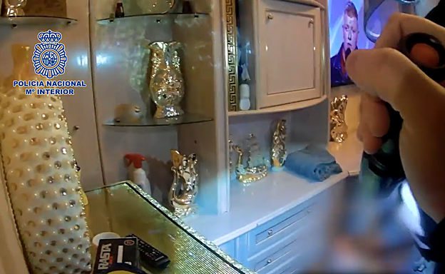 Captura de pantalla del vídeo con la intervención difundido por la Policía Nacional.