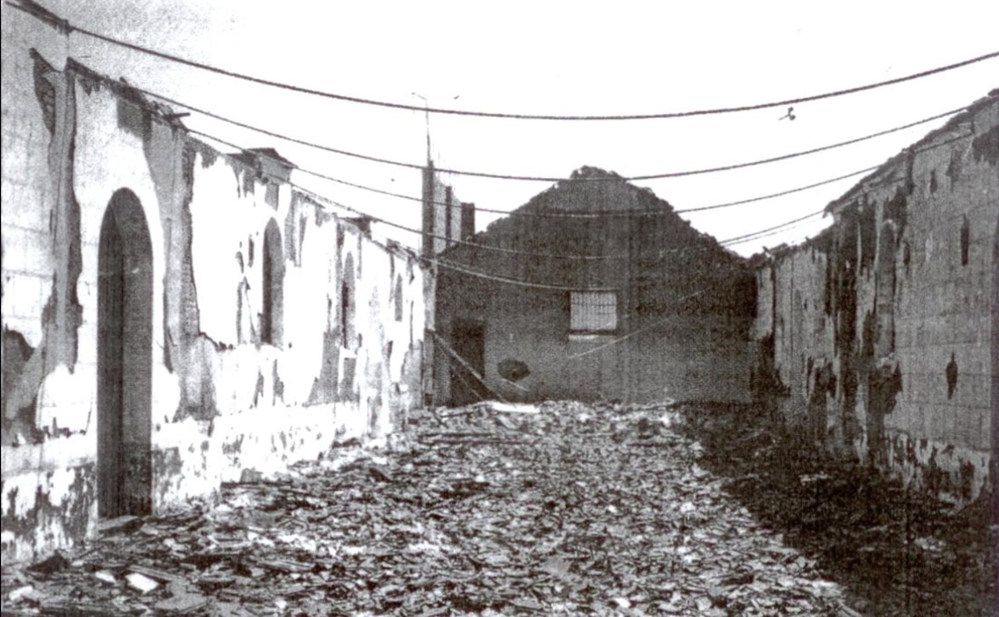 Estado en que quedó la antigua parroquia del Nuestra Señora del Carmen tras el incendio del 18 de julio de 1936. 