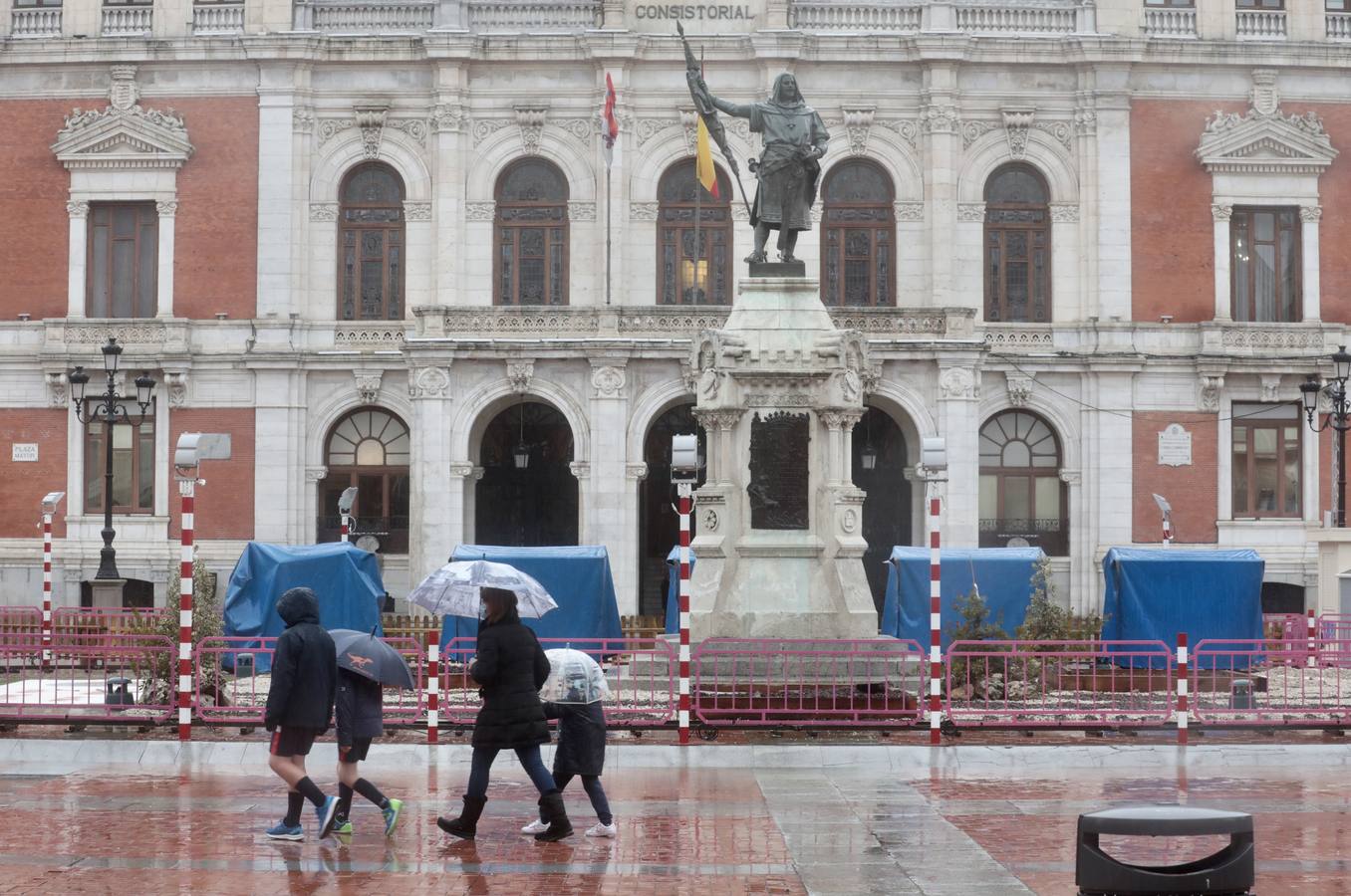 Fotos: Día de lluvia en Valladolid