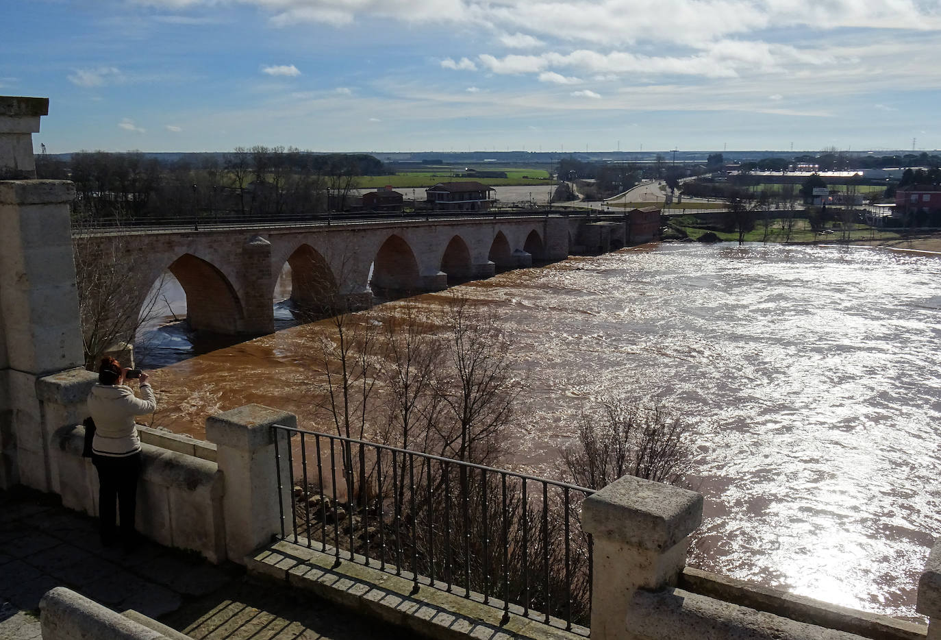 El Duero a su paso por Tordesillas.