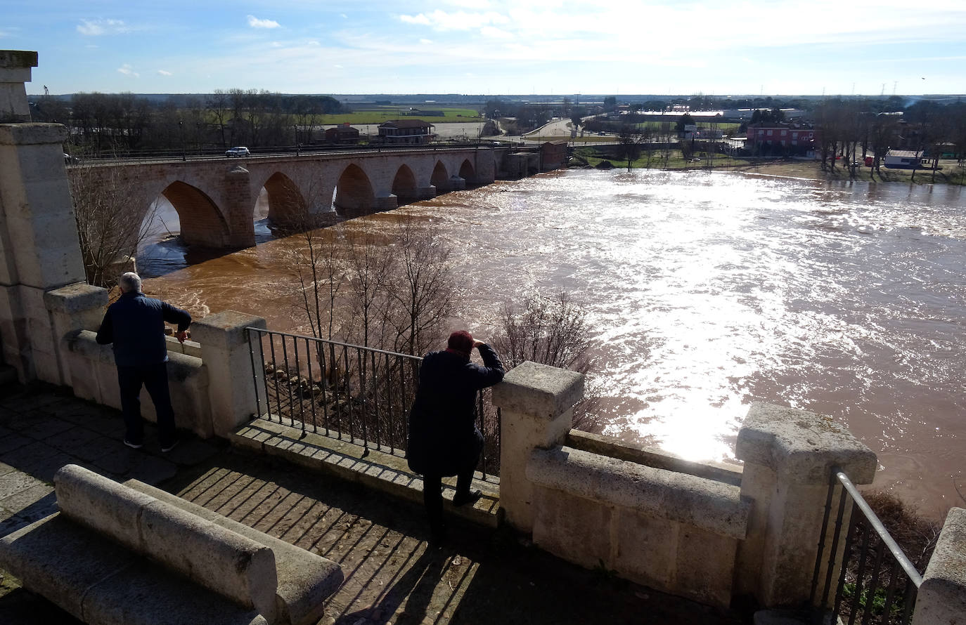 El Duero a su paso por Tordesillas.