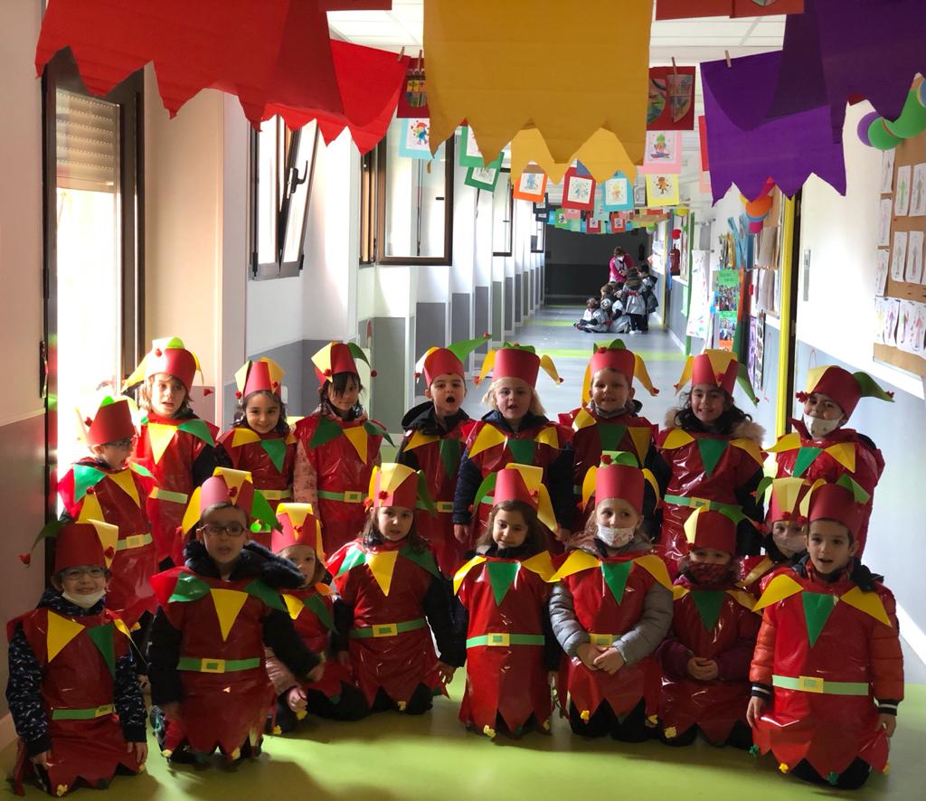 Fotos: Carnaval en el colegio Santa Teresa de Jesús de Valladolid