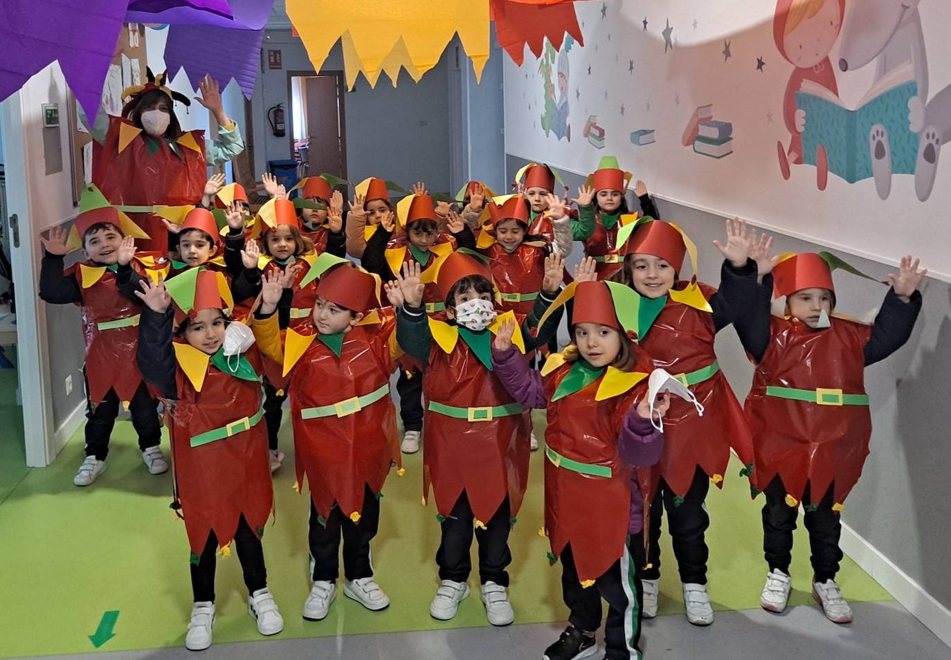 Fotos: Carnaval en el colegio Santa Teresa de Jesús de Valladolid