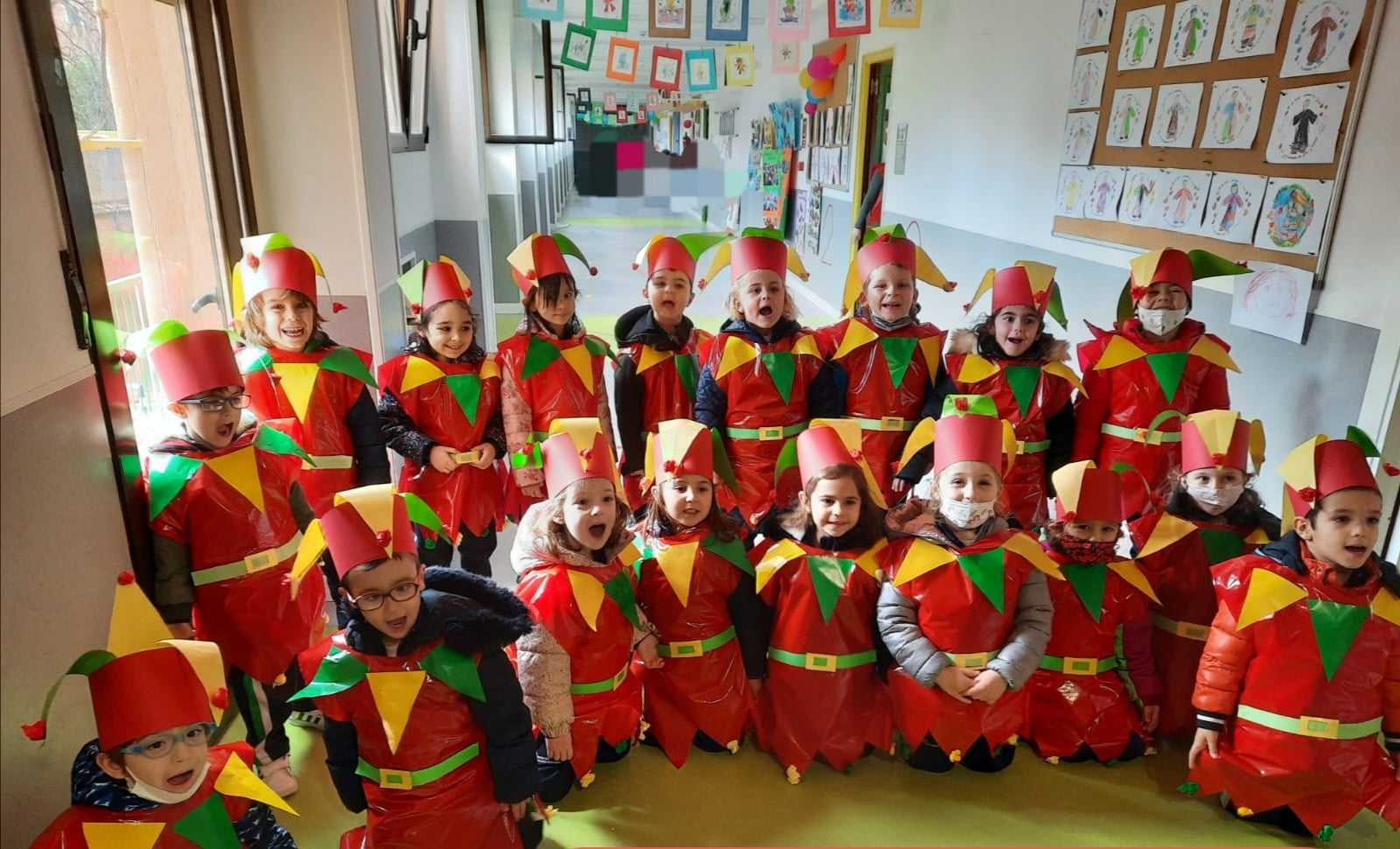 Fotos: Carnaval en el colegio Santa Teresa de Jesús de Valladolid