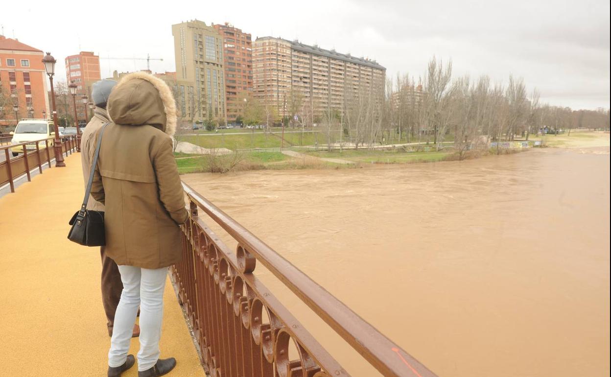 El Pisuerga a su paso por Valladolid.