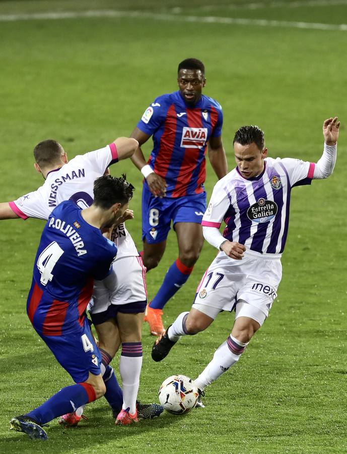 Fotos: El Real Valladolid empata en Eibar (1-1)