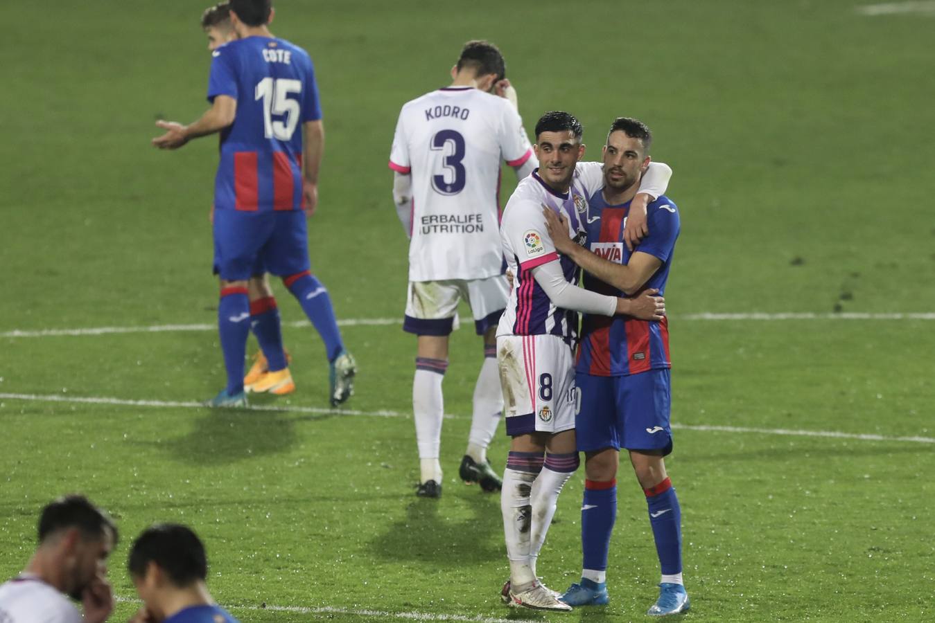 Fotos: El Real Valladolid empata en Eibar (1-1)