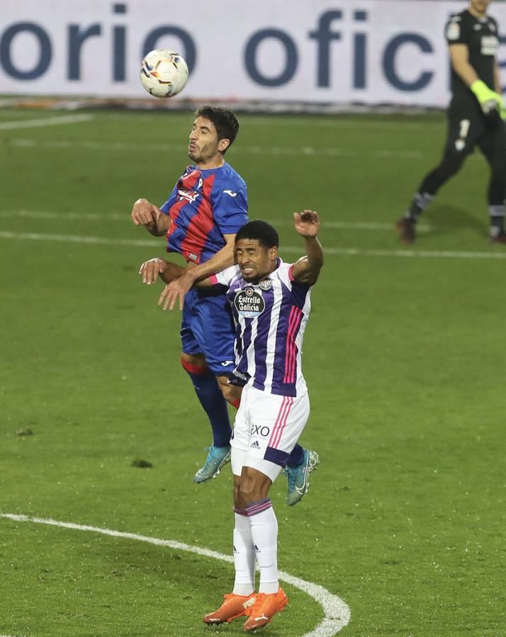 Fotos: El Real Valladolid empata en Eibar (1-1)