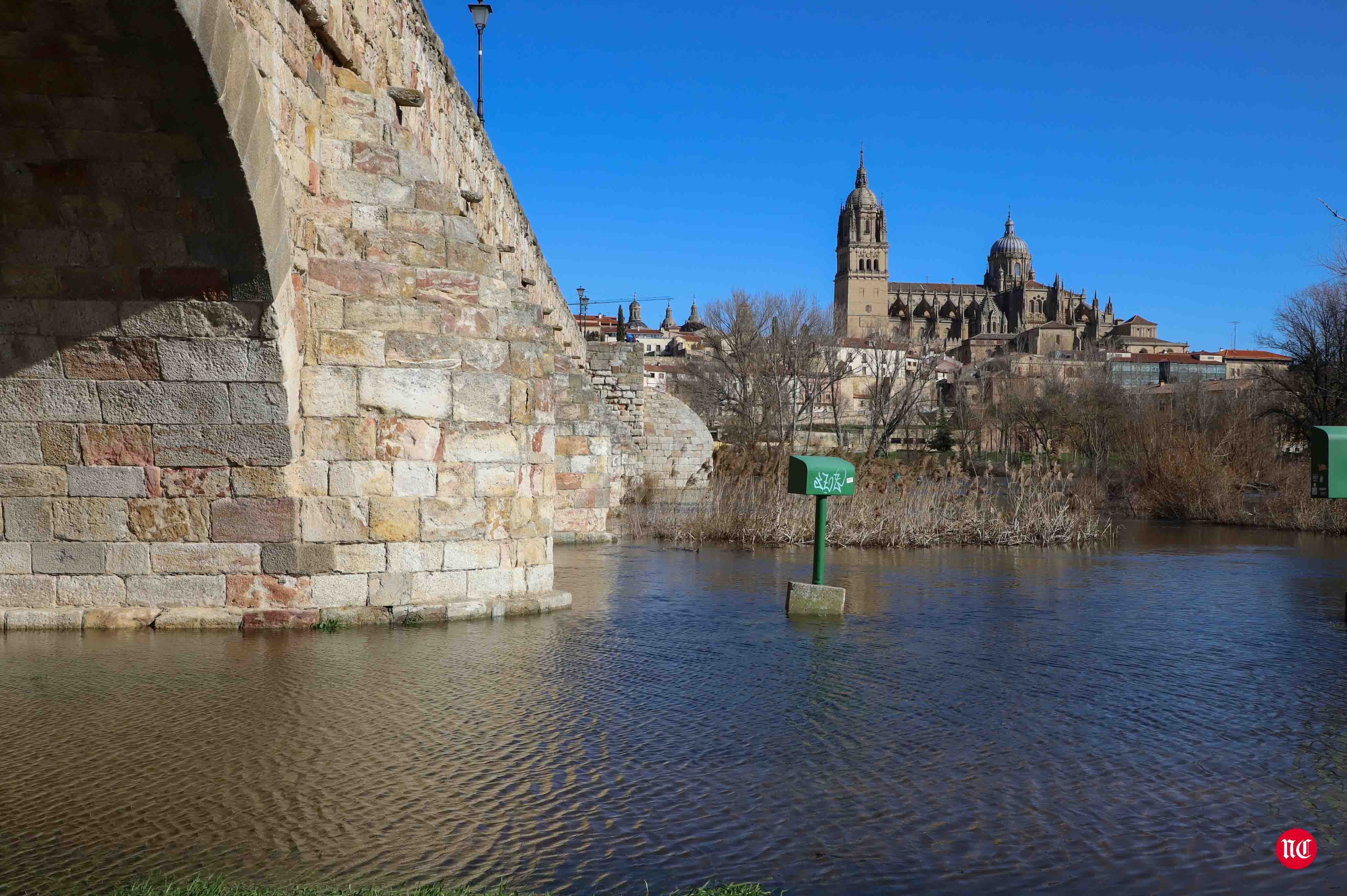 Espectacular Pozo de los Humos y desborde del Río Tormes