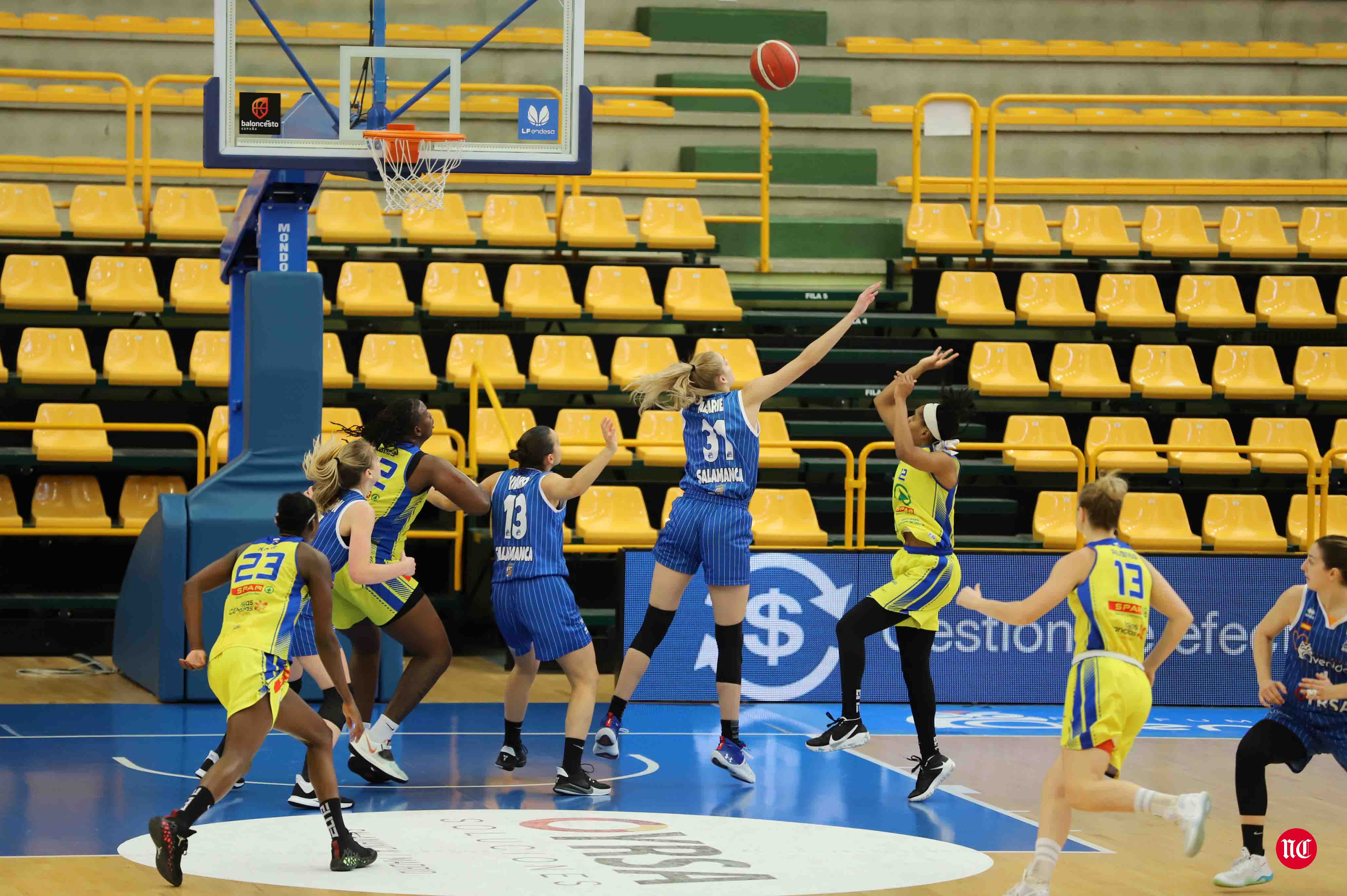 CB Avenida 107-66 Spar Gran Canaria