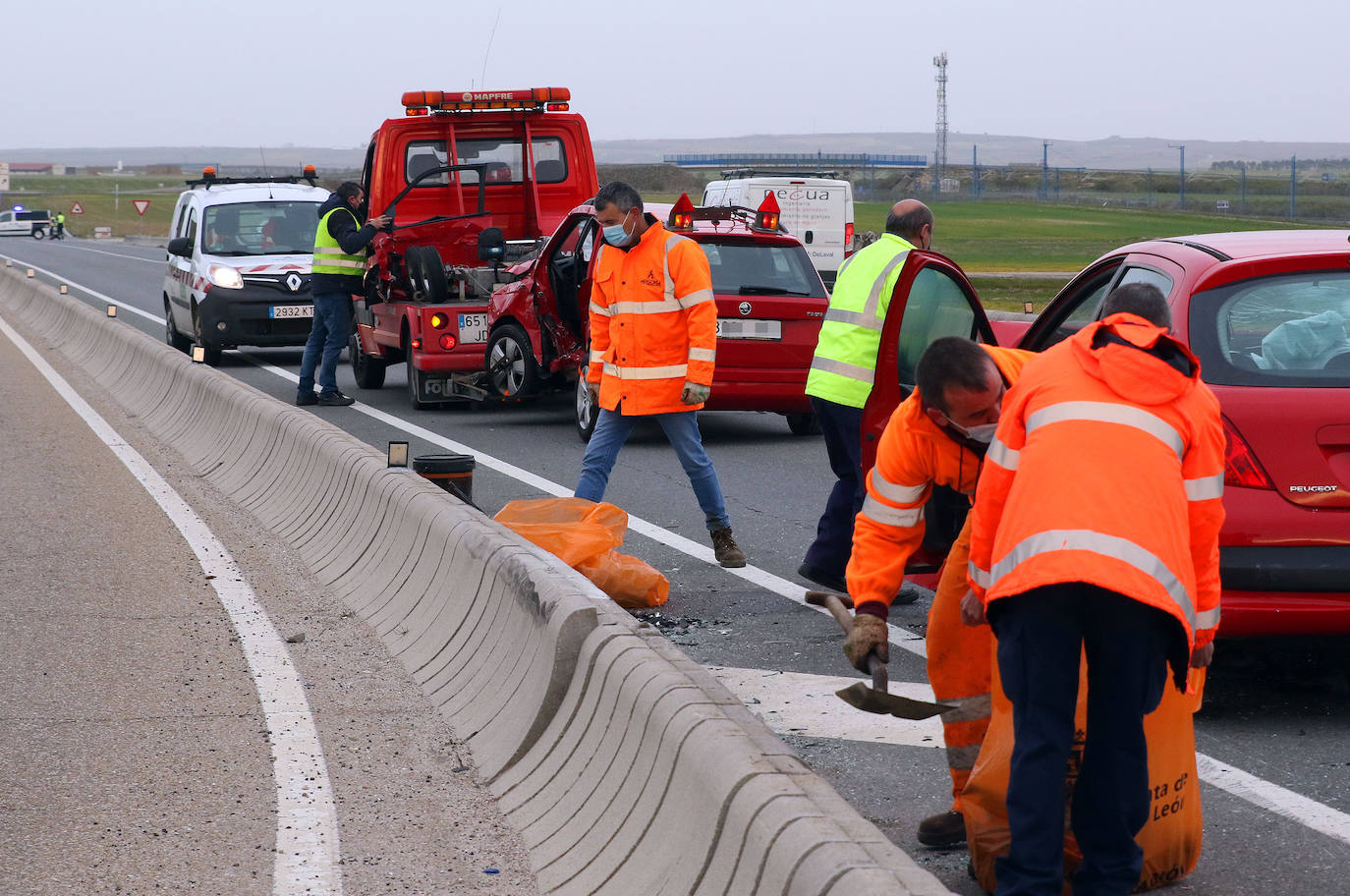 Colisión entre dos vehículos en Garcillán.