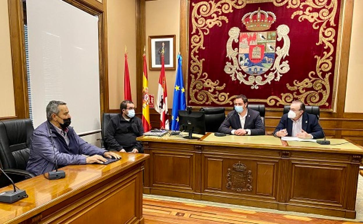 Salón de Plenos de la Diputación de Ávila 