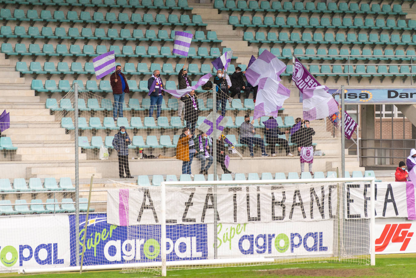 Fotos: Palencia Cristo-Santa Marta (1-0)