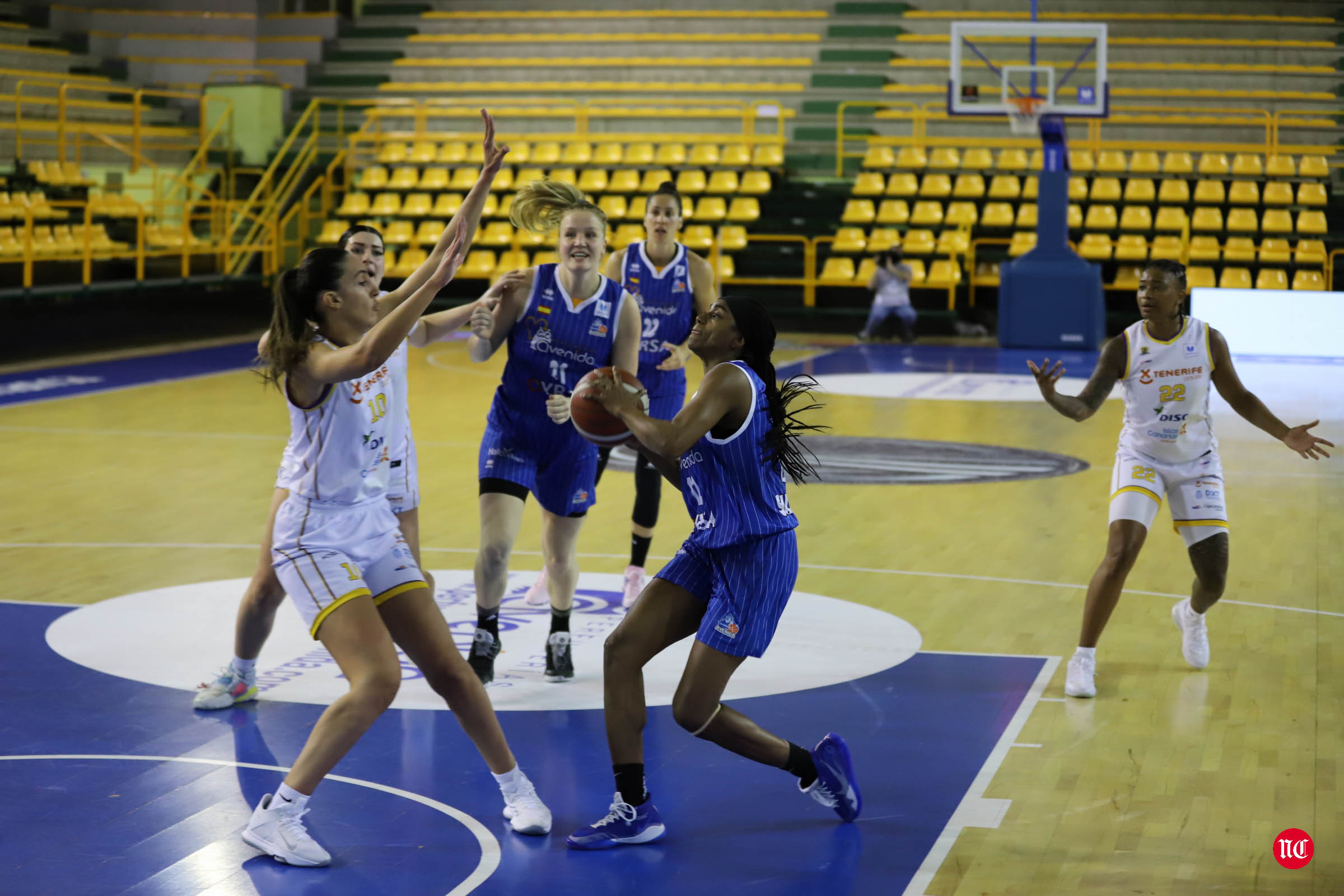 Fotos: Avenida 76-36 Ciudad de la Laguna