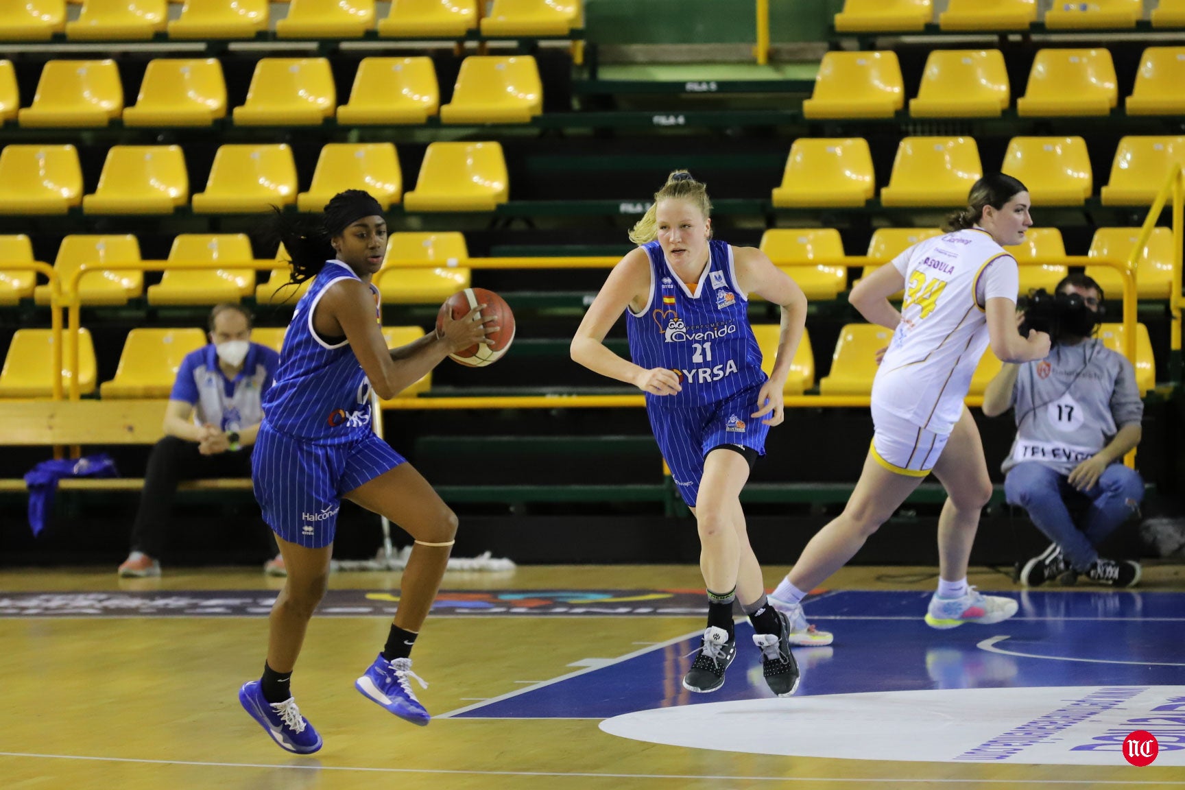 Fotos: Avenida 76-36 Ciudad de la Laguna