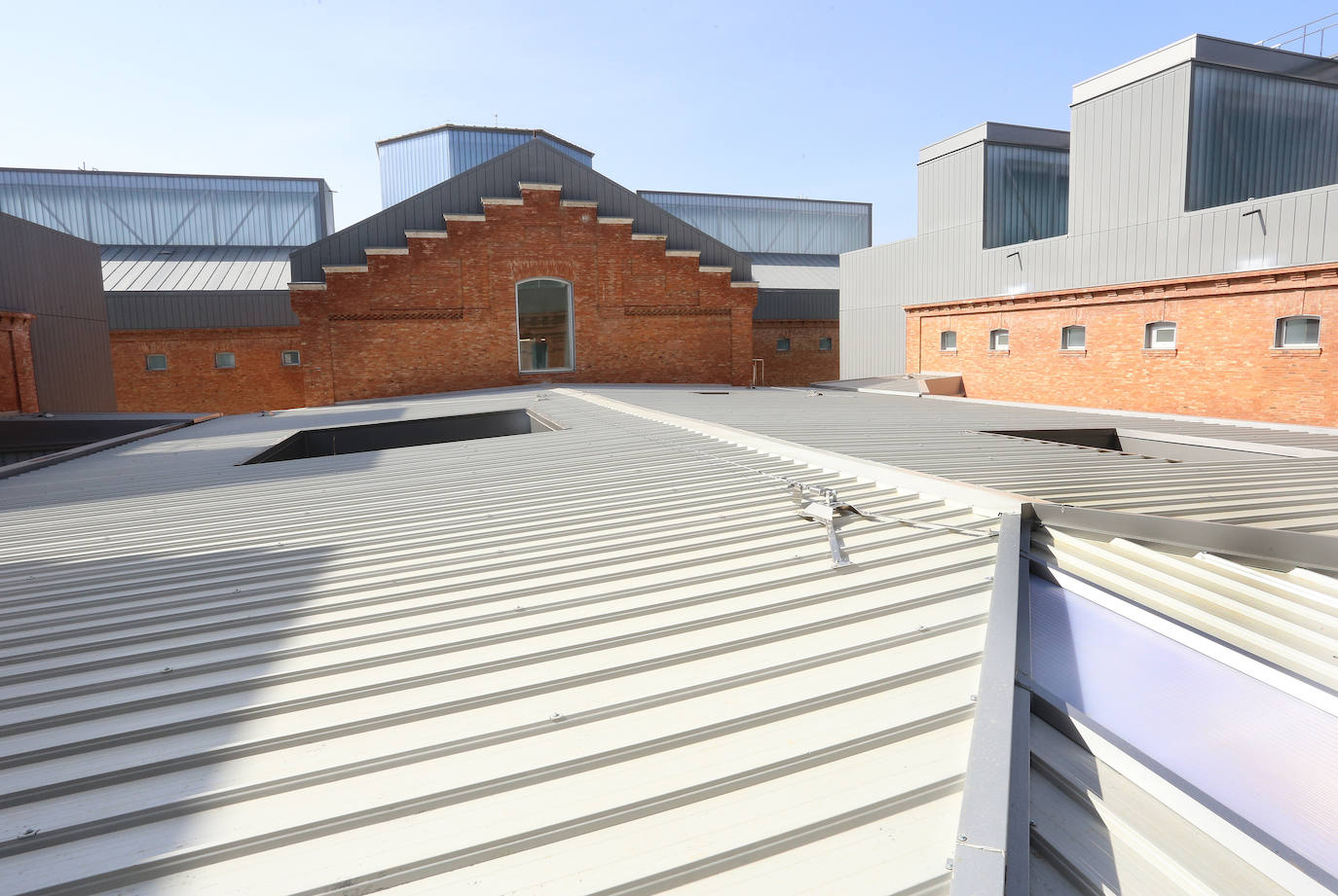 Estancia recuperada en la que se instalará la futura biblioteca.