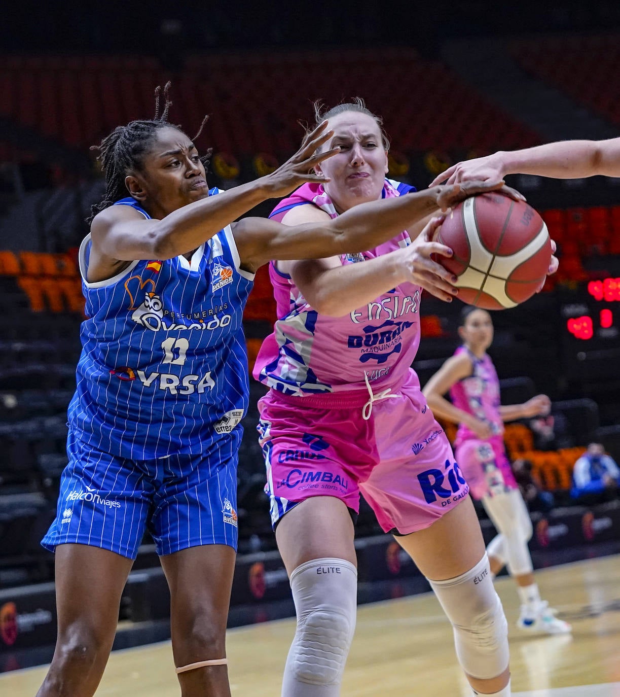 El CB Avenida cumple el expediente y se cita con Girona en las semifinales (82-51)