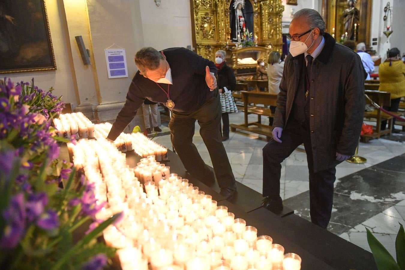 Fotos: Besapié al Nazareno en la Iglesia de Jesús de Valladolid