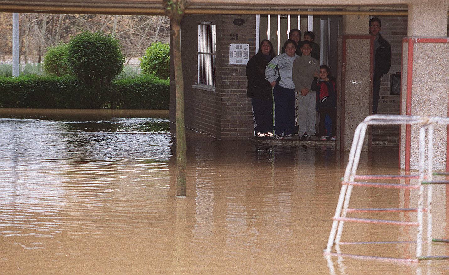 Fotos: El día que el Pisuerga disparó las alarmas en Valladolid