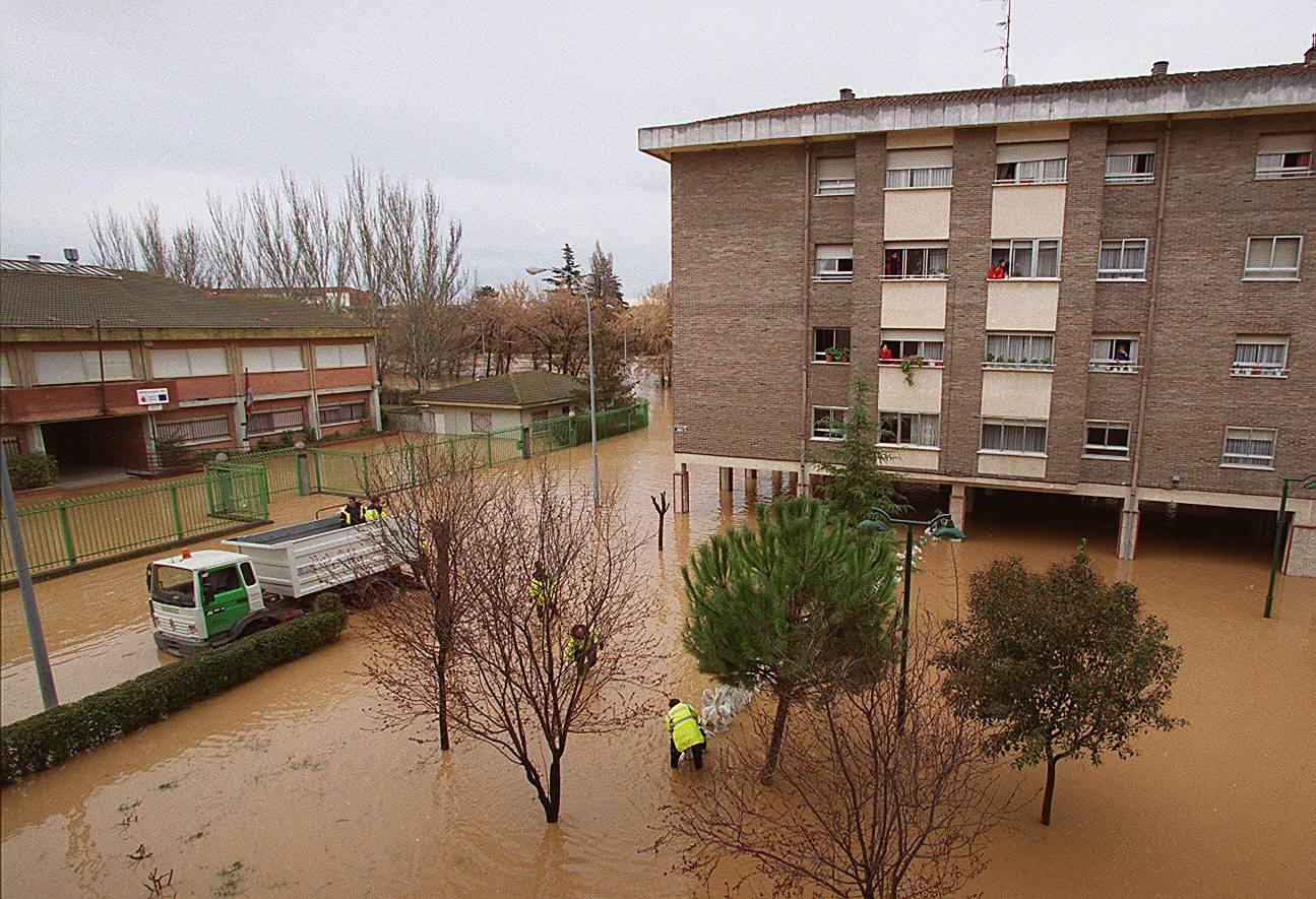 Fotos: El día que el Pisuerga disparó las alarmas en Valladolid