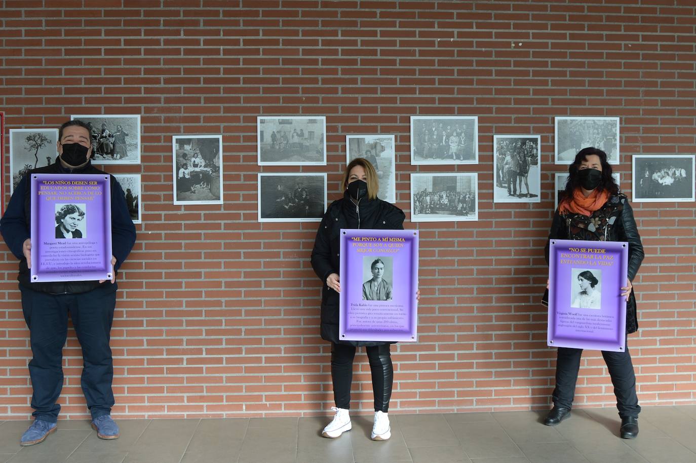 El Ayuntamiento de Cigales ha programado para la celebración del Día Internacional de la Mujer una exposición fotográfica denominada &quot;La huella de las mujeres de Cigales&quot; en la que más de una veintena de fotografías tomadas desde el 1915 hasta la década de los sesenta retratan la vida de las mujeres de la localidad en distintas etapas.