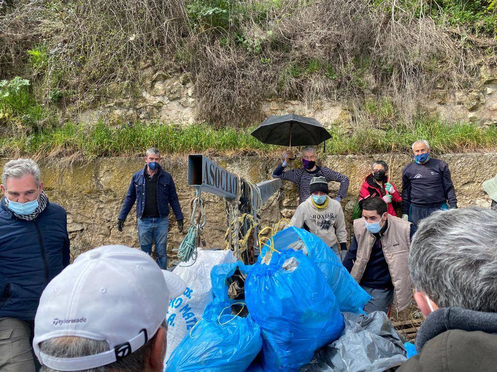 Fotos: Batida de limpieza en al ribera del Pisuerga a su paso por Valladolid