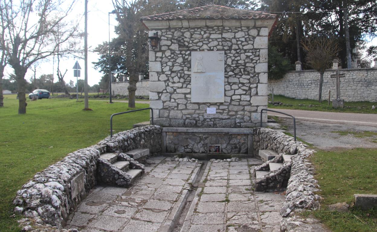 Imagen de la fuente del Cirio, que se pretende adecentar.