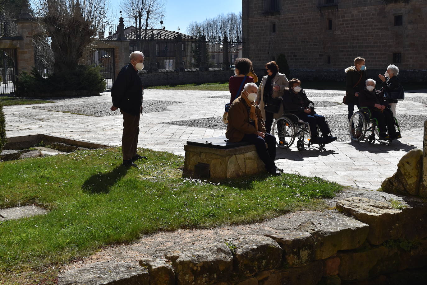 Fotos: Visita teatralizada al monasterio Santa María la Real