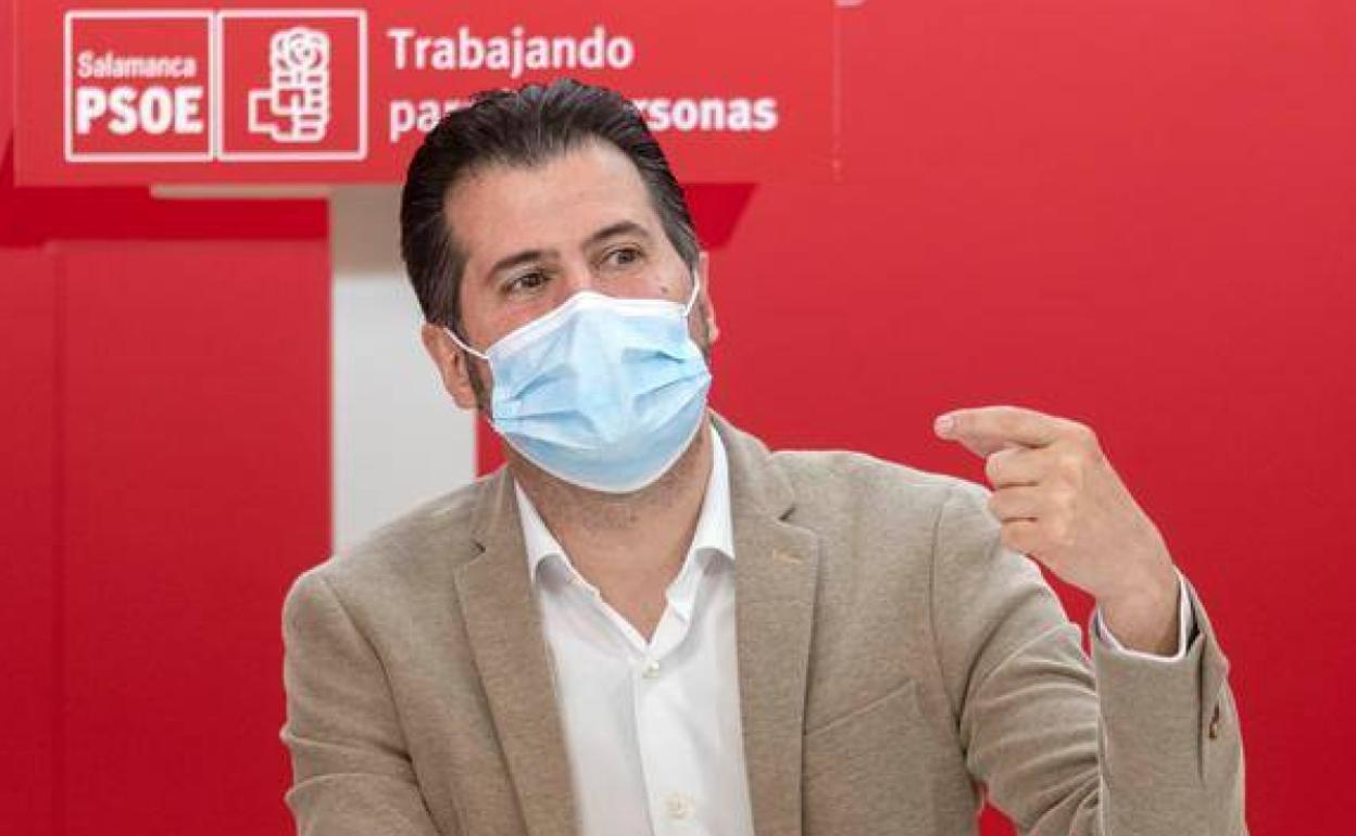 Luis Tudanca, en un acto del partido en Salamanca. 