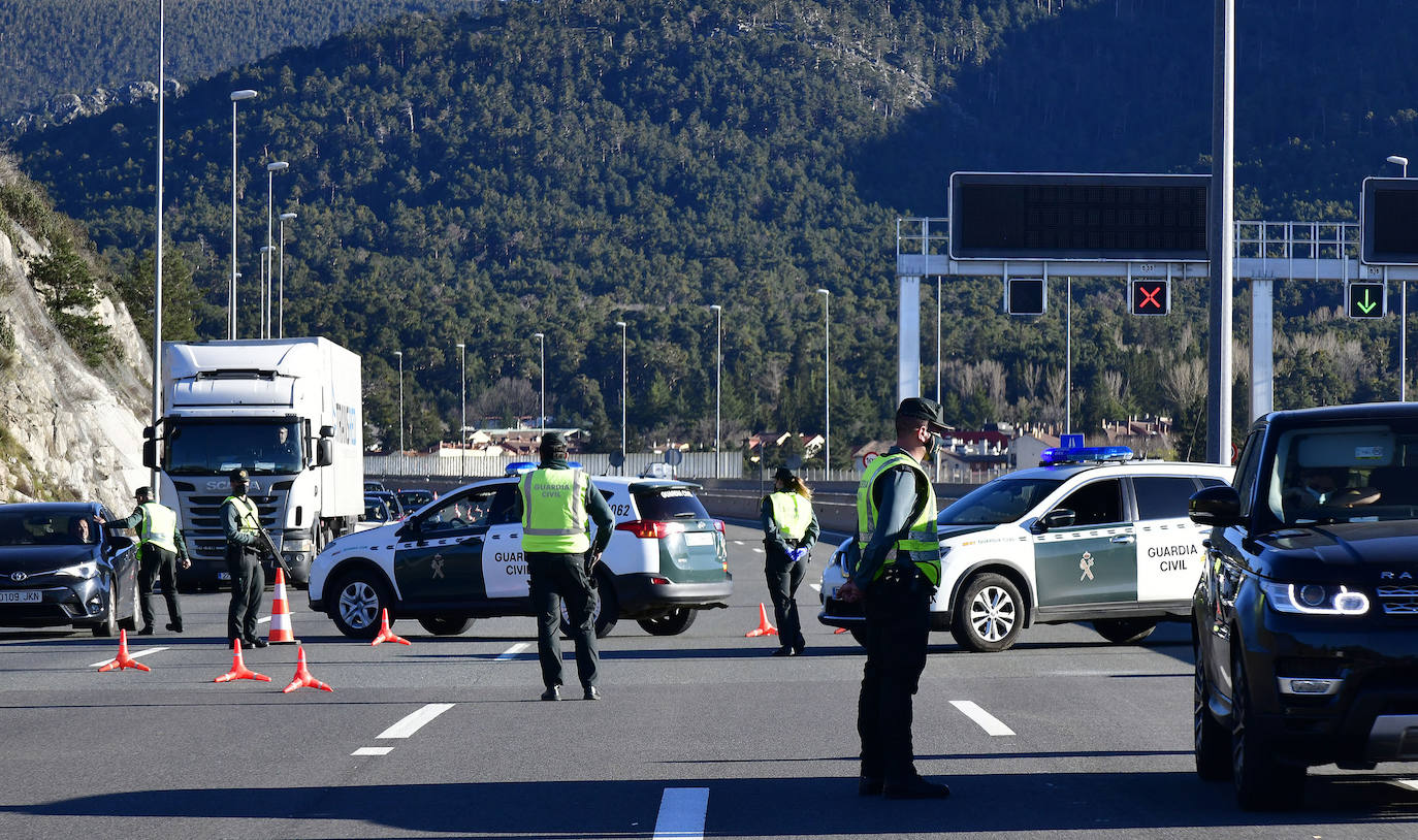Controles policiales con motivo del cierre perimetral 