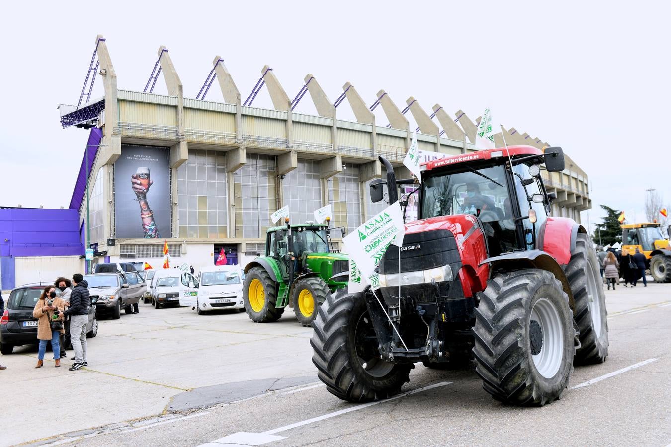 Fotos: Protesta de ganaderos en Valladolid en contra de la sobreprotección del lobo