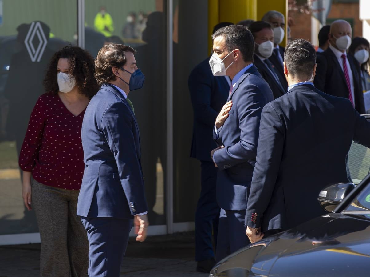 Fotos: El Rey visita la fábrica de Renault en Palencia