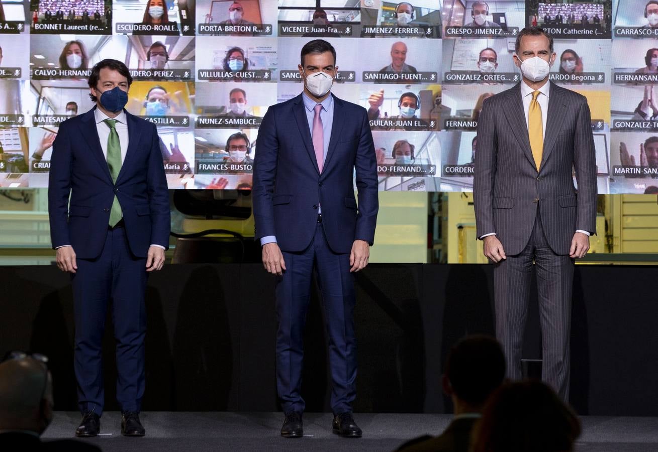 Fotos: El Rey visita la fábrica de Renault en Palencia