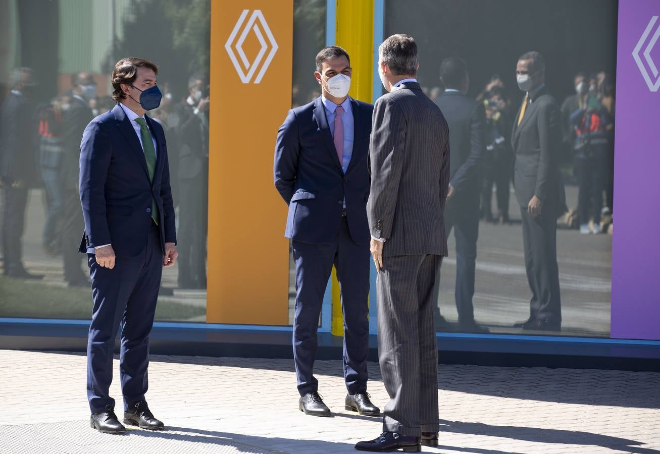 Fotos: El Rey visita la fábrica de Renault en Palencia