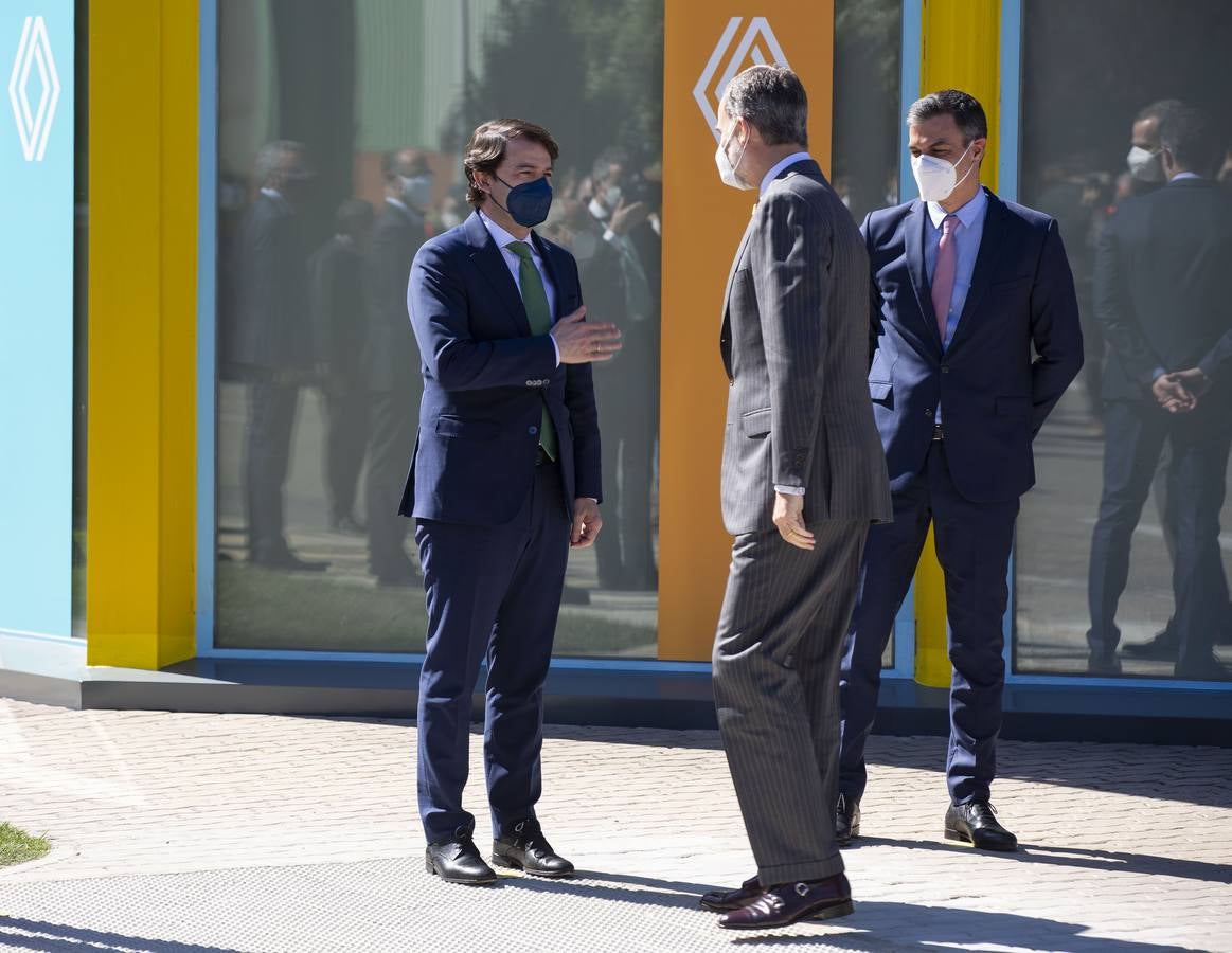 Fotos: El Rey visita la fábrica de Renault en Palencia