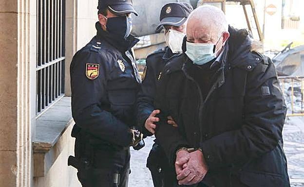 El jurado declara culpable al hombre que mató a su mujer e hirió a un vecino en Astorga